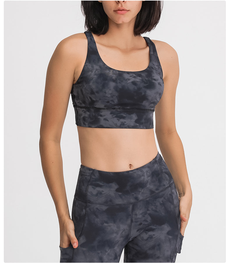 High-Support Cross-Back Sports Bra — Nude-Feel Fabric, Removable Pads & Anti-Bounce Design