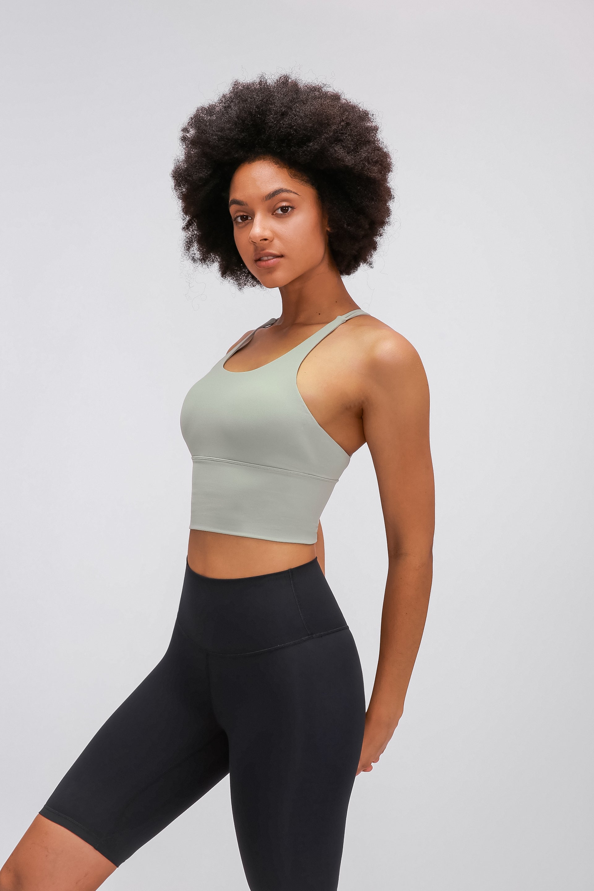 Racerback Sports Bra Tank Top — Breathable Yoga & Gym Crop Top with Open Back