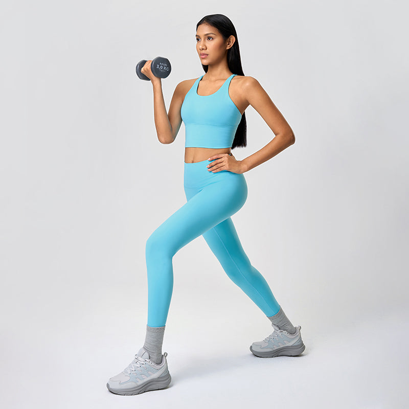 Racerback Sports Bra Tank Top — Breathable Yoga & Gym Crop Top with Open Back