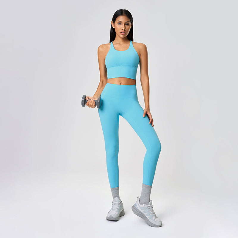 Racerback Sports Bra Tank Top — Breathable Yoga & Gym Crop Top with Open Back